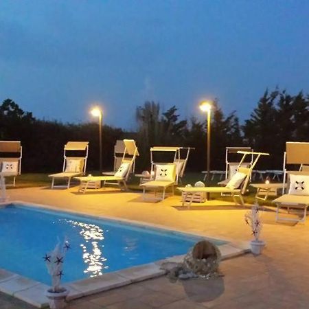 Oasi Degli Angeli Hotel Zapponeta Ngoại thất bức ảnh